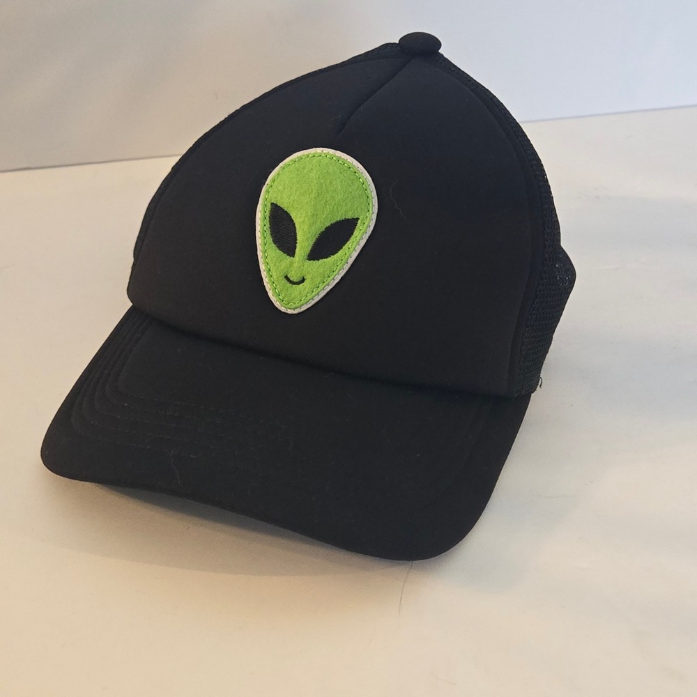 Black Alien Patch Trucker Hat Mesh Snapback Cap One Size Y2K Style